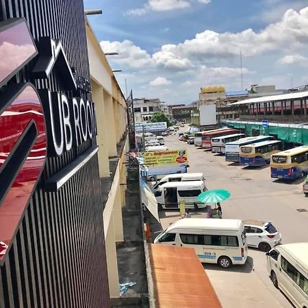 ซับรูมโฮเทล Subroom Hotel Surat Thani Exteriér fotografie