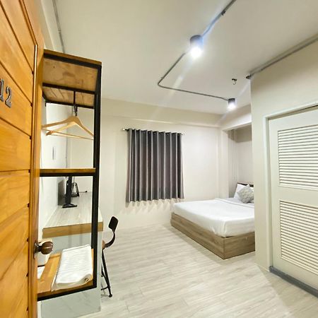 ซับรูมโฮเทล Subroom Hotel Surat Thani Exteriér fotografie