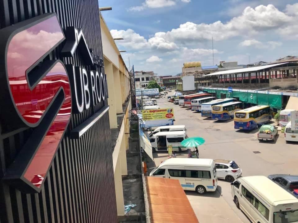 ซับรูมโฮเทล Subroom Hotel Surat Thani Exteriér fotografie